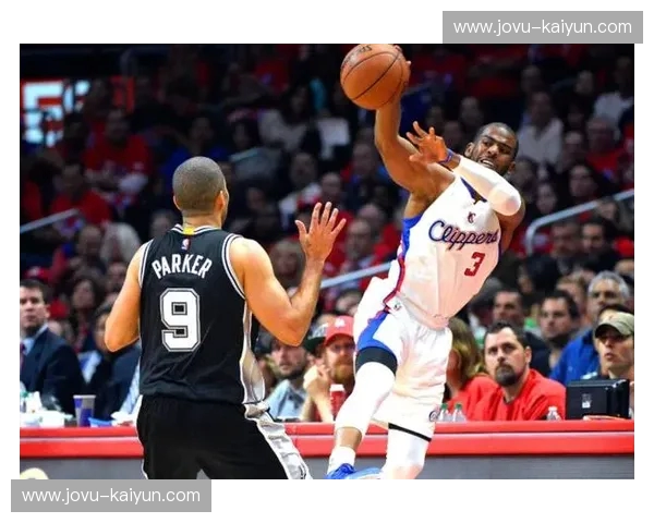 保罗vs帕克：时代巨星的荣耀与争议